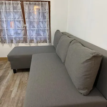 Chouette Avec Garage *